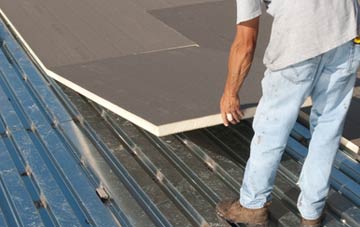 benefits of insulating Kings Hedges flat roofing