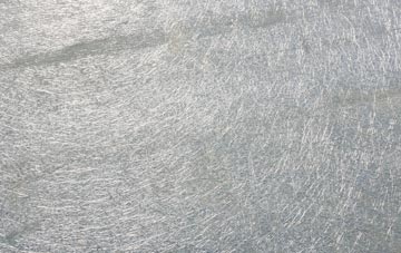 Kings Hedges laminate fibreglass or shingles?